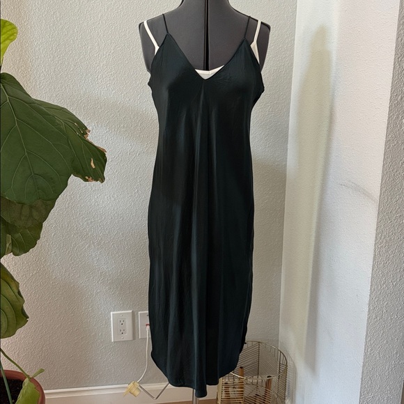 Bliss silk dress - Picture 4 of 9